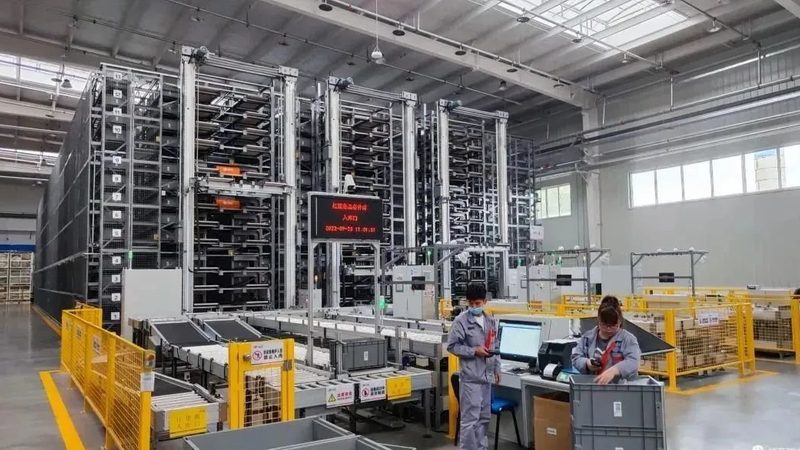 苏州塑料周转箱：如何选择合适的仓储解决方案**